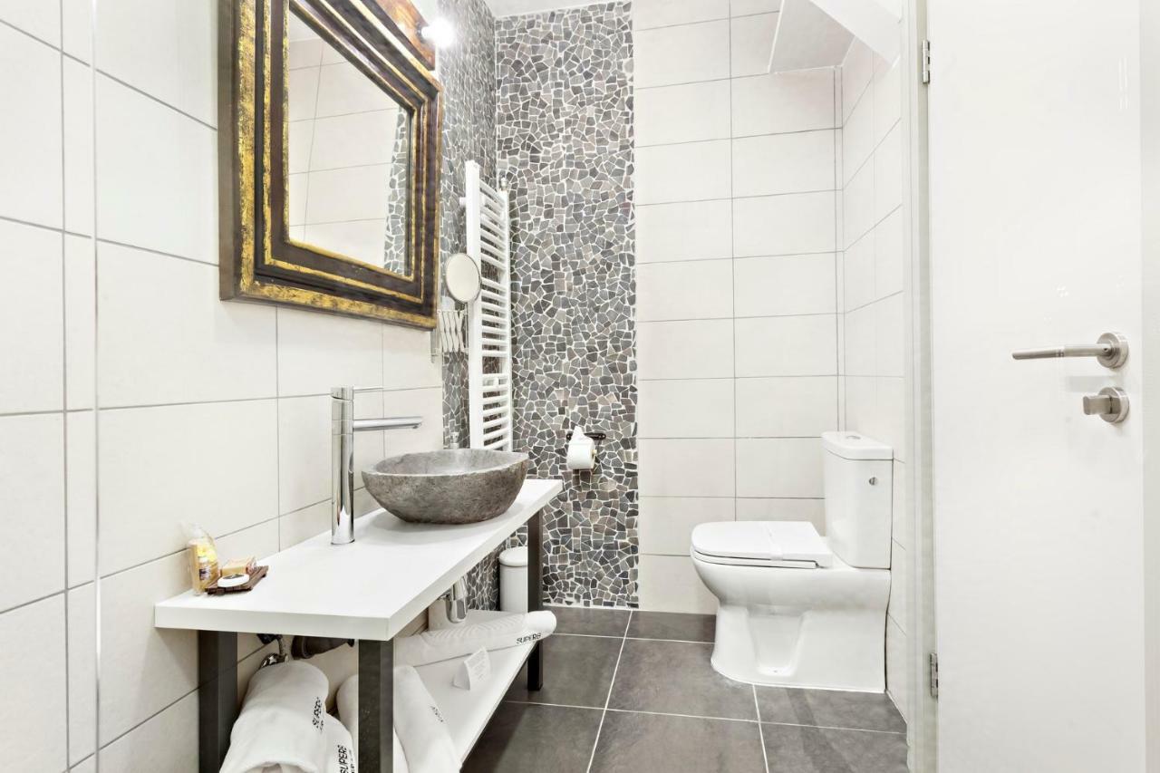 Superb Luxury Suites Belgrado Quarto foto