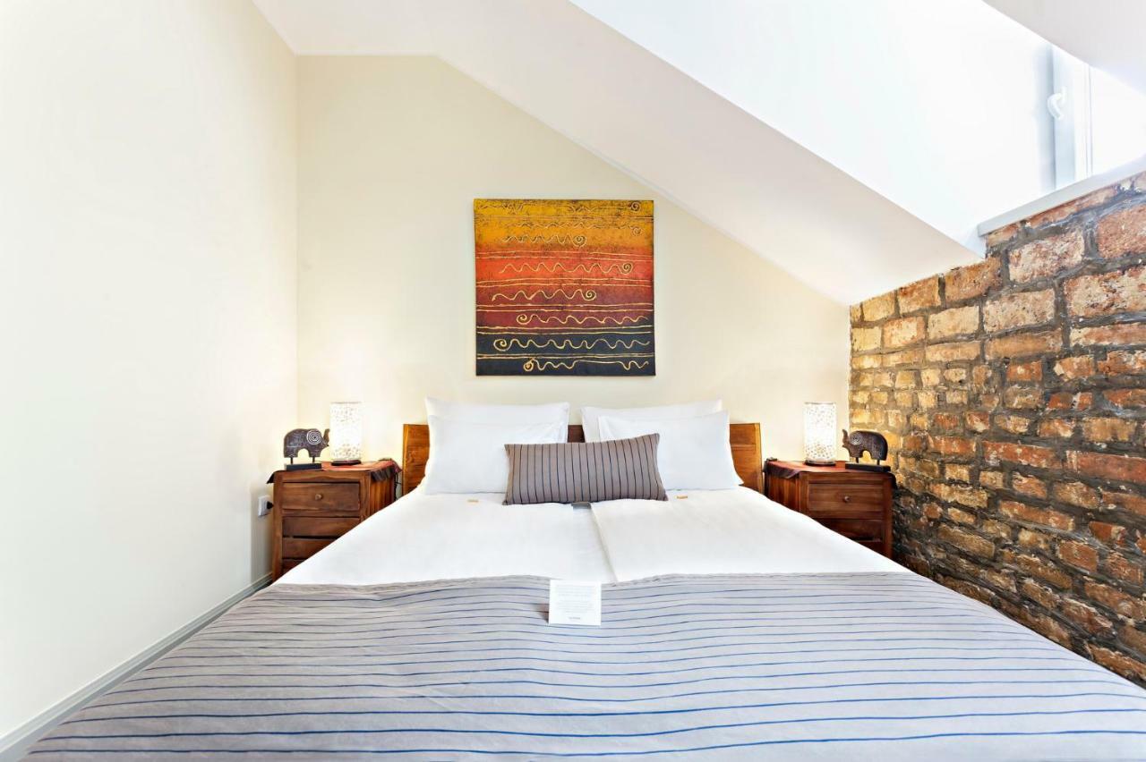 Superb Luxury Suites Belgrado Quarto foto